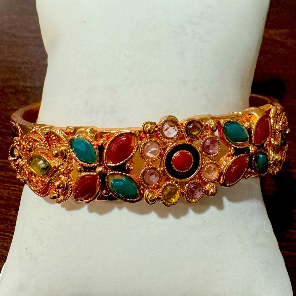 Ornate bracelet
